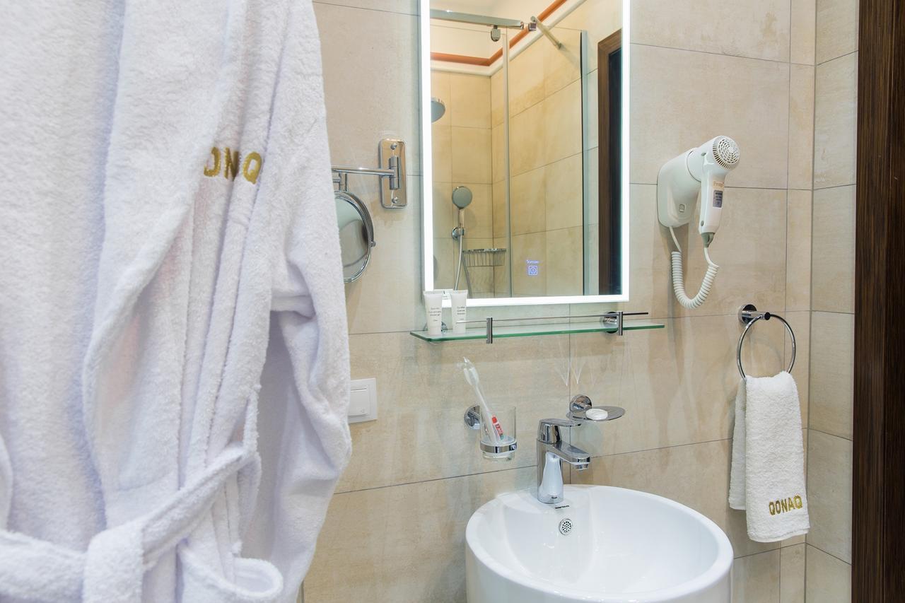 Qonaq Hotel Αστάνα Εξωτερικό φωτογραφία